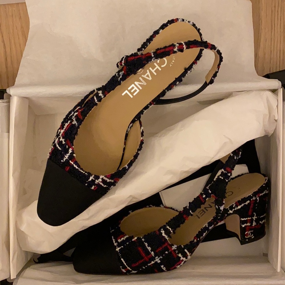 Chanel Tweed & Grosgrain Slingbacks